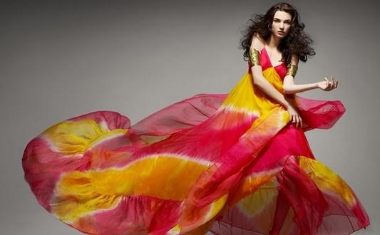 如何穿长裙更有气质?