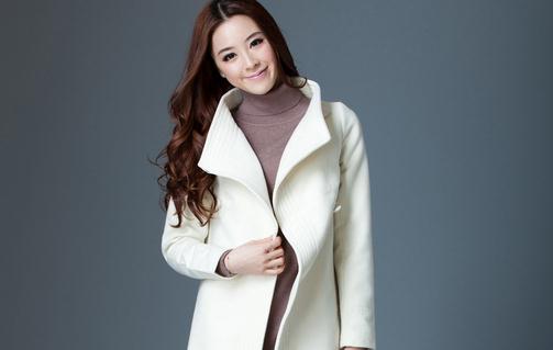 毛呢大衣怎么穿搭最有范儿?